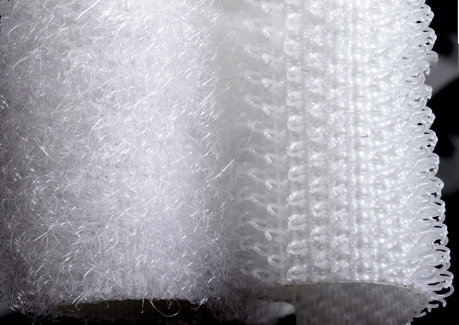 Scotch Multi-Purpose Hook and Loop Fasteners, 1 Roll, White, For Indoor Use, 3/4 in x 15 ft - Image 2